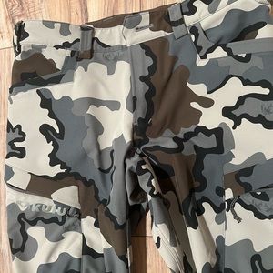Kuiu attack pants